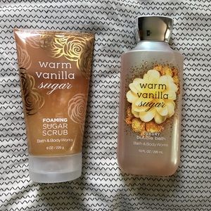 Bath&Body Works Vanilla Bubble Bath & Sugar Scrub